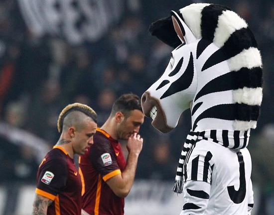 欧冠战报：索博斯洛伊点射绝杀，利物浦1-0力克国米（欧冠焦点战：索博斯洛伊点球致胜，利物浦1-0击败国米）