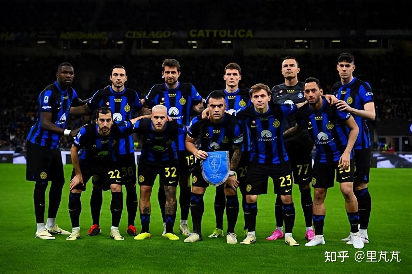 欧协联战报：乌切闪击，德文尼扳平，水晶宫2-2十人古比斯（欧协联速报：乌切闪击、德文尼扳平，水晶宫与十人古比斯2-2战平）