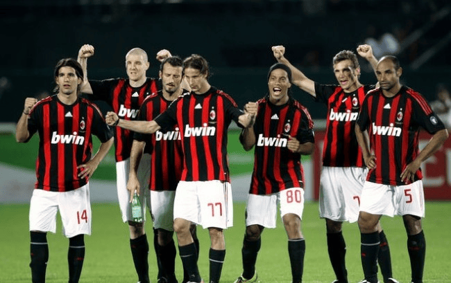 阿森纳3-1拜仁破其不败金身，马杜埃凯首球诺伊尔失误送礼