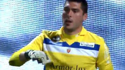 维拉将连续客战切尔西和阿森纳，2025年能否连胜收官？（连续客场对阵切尔西和阿森纳，维拉能否在2025年连胜收官？）