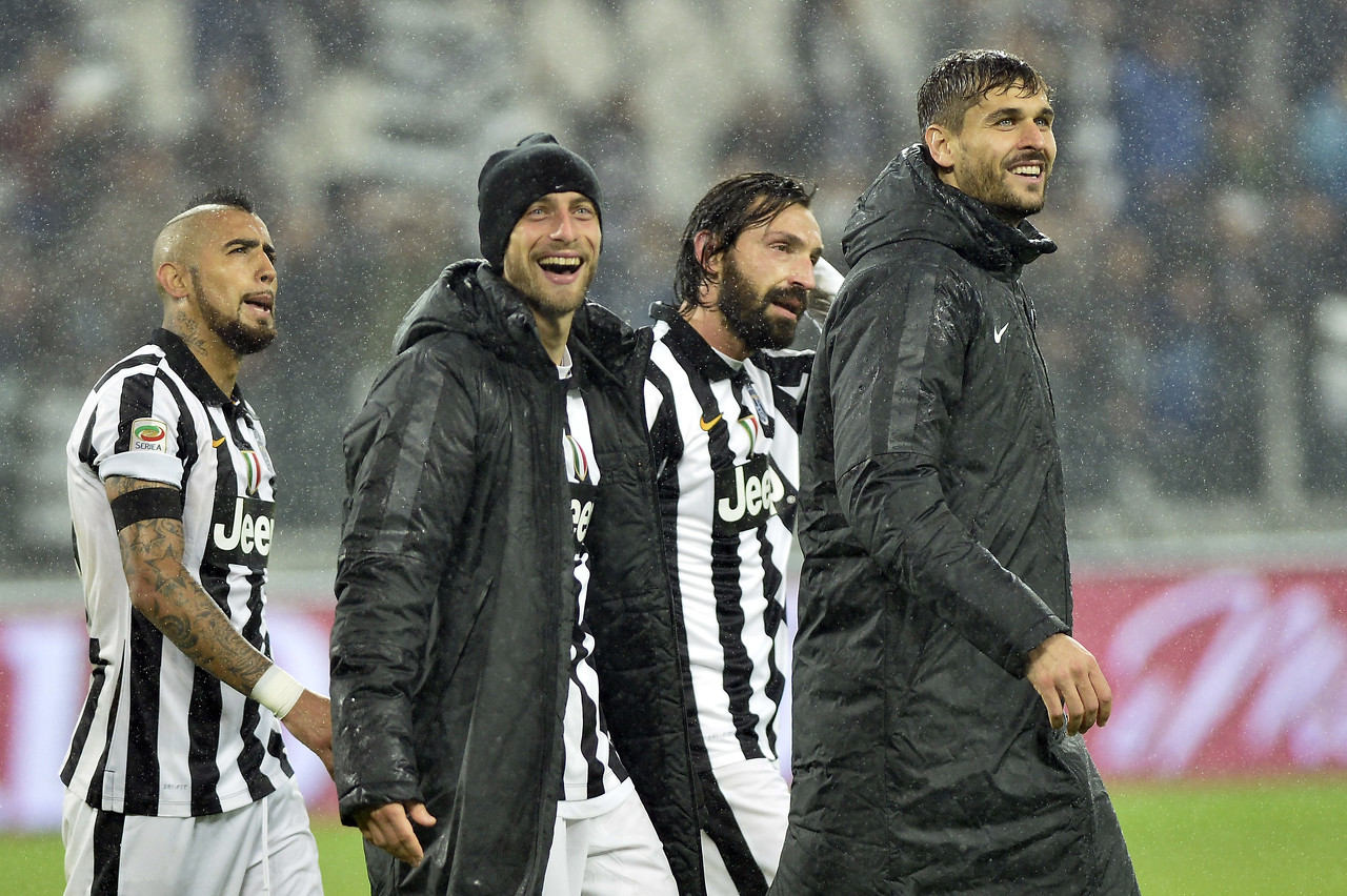 拜仁官方：阿芳和伊藤洋辉参加部分合练，穆西亚拉单独训练