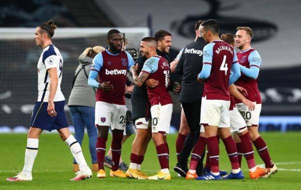 超级巨星，如何在生涯末期正确打球？这或许是最好的例子