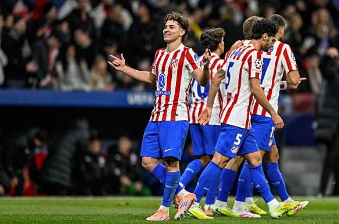 西甲半场：莫雷诺、科斯塔破门，比利亚雷亚尔1-1马略卡（西甲半场：莫雷诺与科斯塔互破门，比利亚雷亚尔暂1-1马略卡）