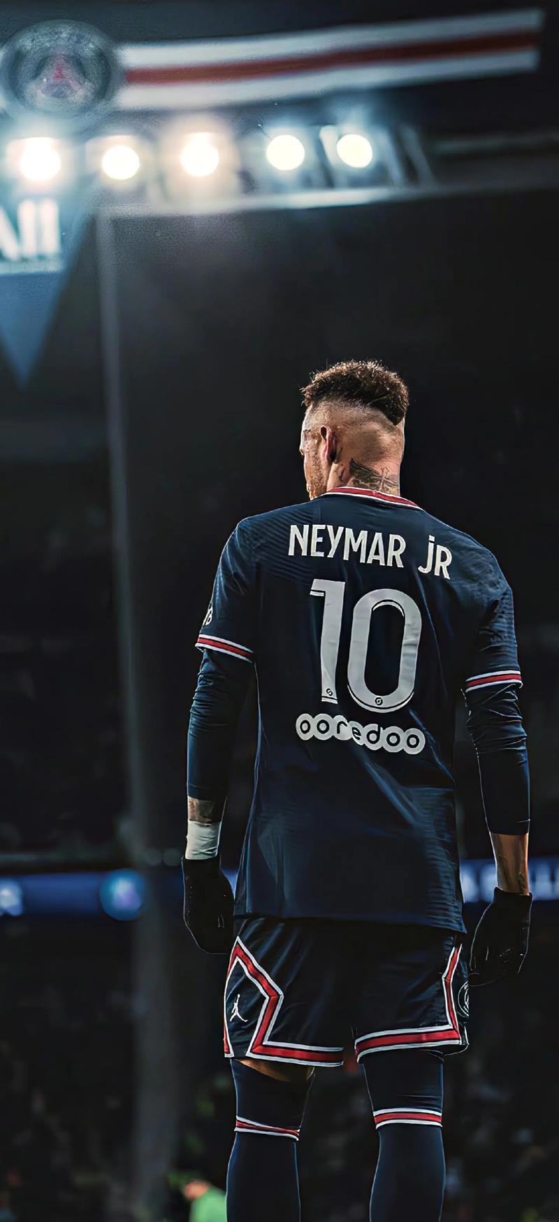 哈兰德身价飙升至2亿欧元，与亚马尔并列世界第一