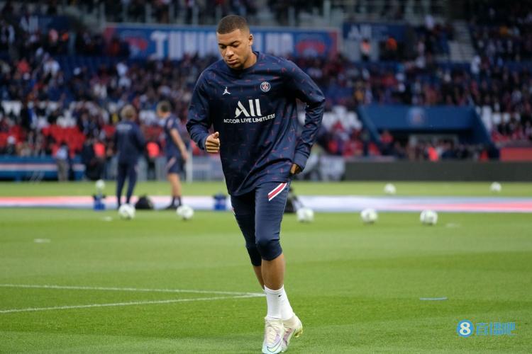 暖心！独行侠队今天为欧文的女儿阿祖莉·欧文送上生日祝福