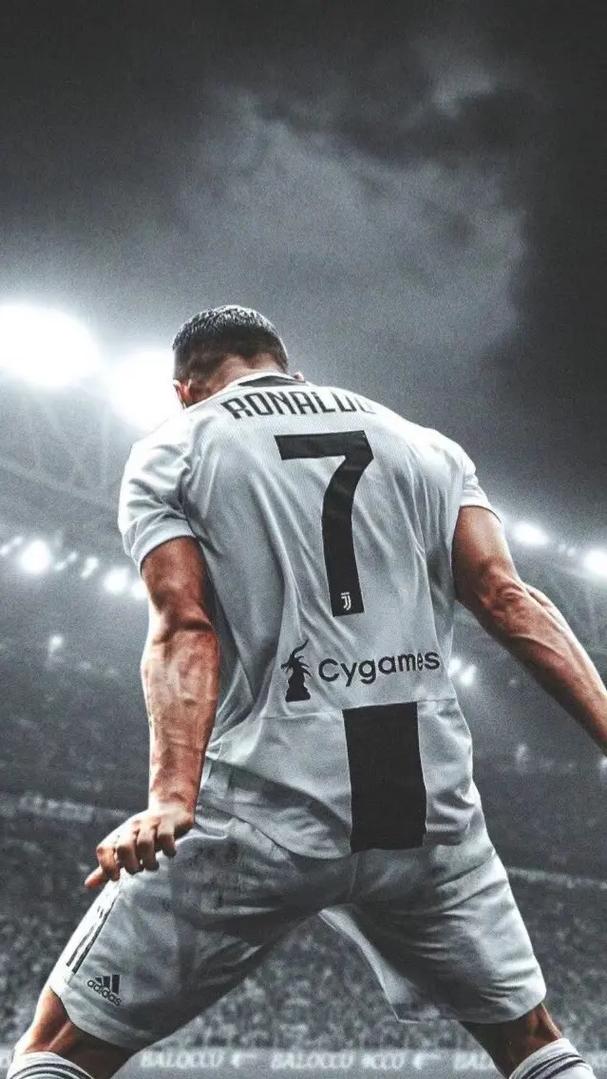 阿什利·科尔打造他心目中最完美的英超后卫